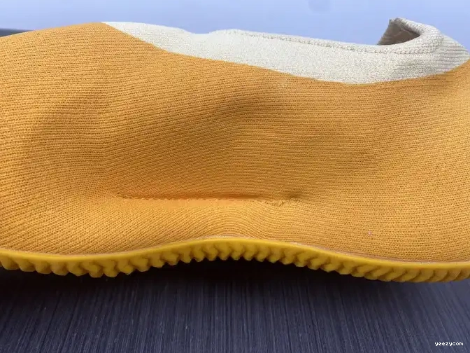 GW5353 Knit Adidas RNR Sulfur Yeezy 0429